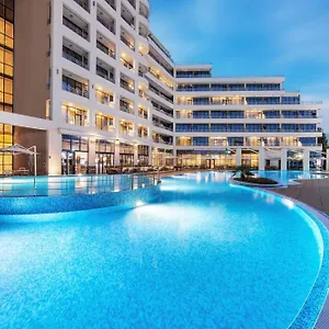 Four Points By Sheraton Sunny - Free Access Отель